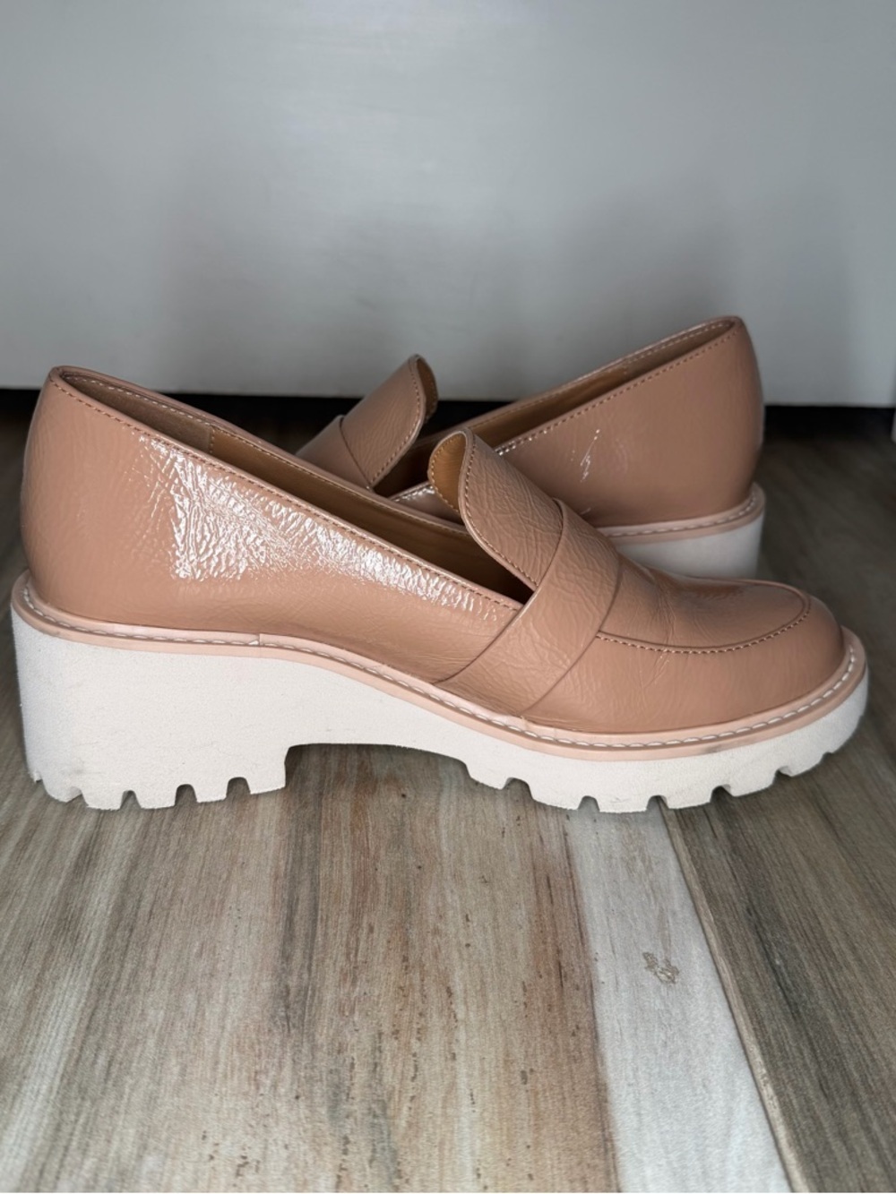 Dolce Vita Henri Loafers Nude / Tan Patent Leather Platform Slip On Womens Sz 8M - Picture 6 of 13